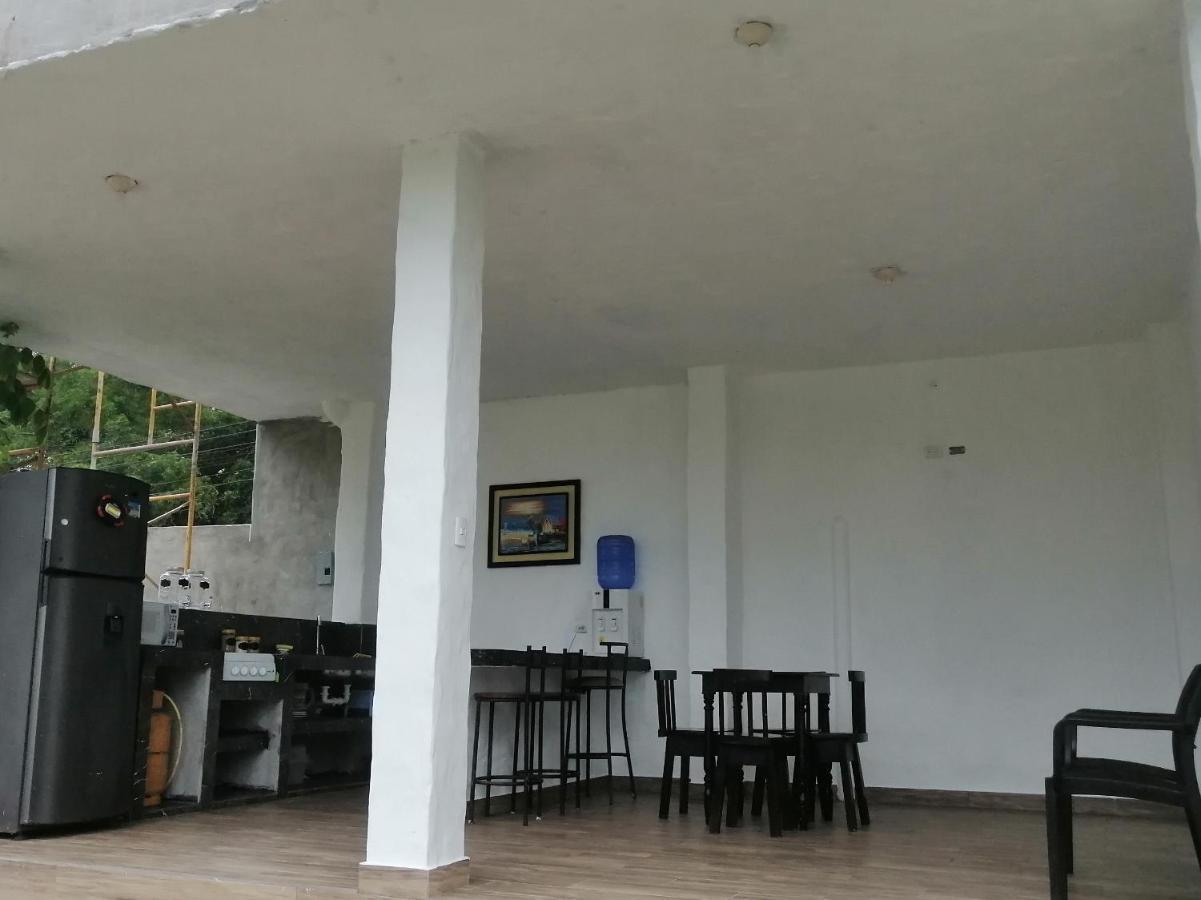 Palmendros Hosteria Montañita Exterior foto